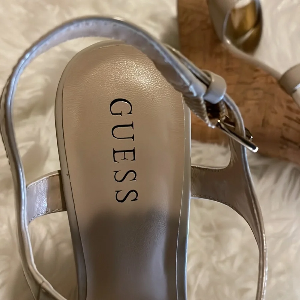 Guess Sandals 🌸 - Picture 7 of 7
